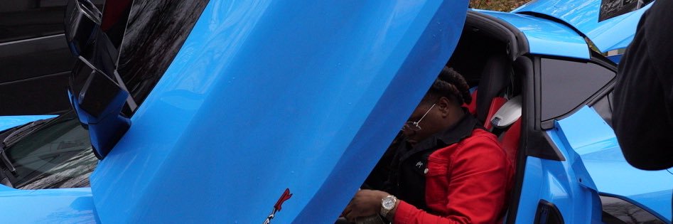 zannguapo's profile banner image