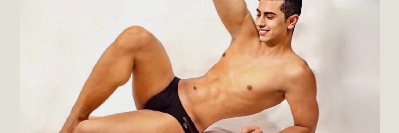 alejooban09's profile banner image