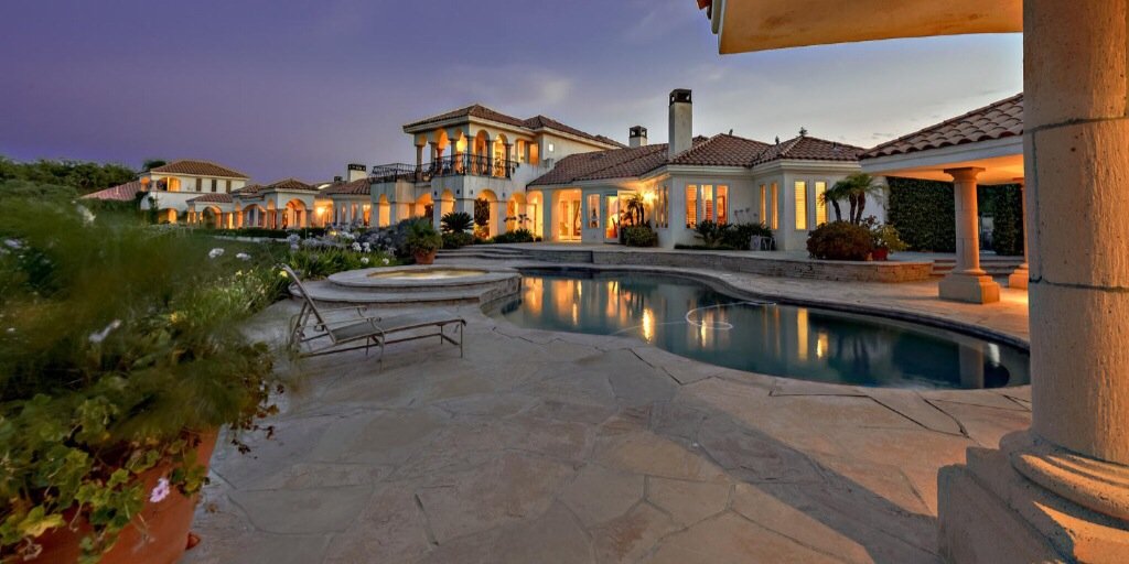 Lavish LifeStyle banner