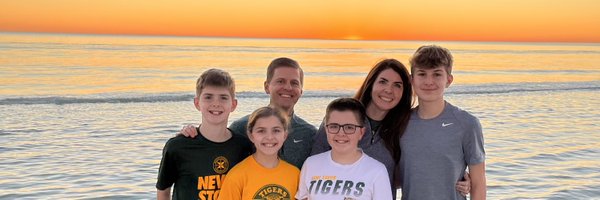 StXBasketball Profile Banner