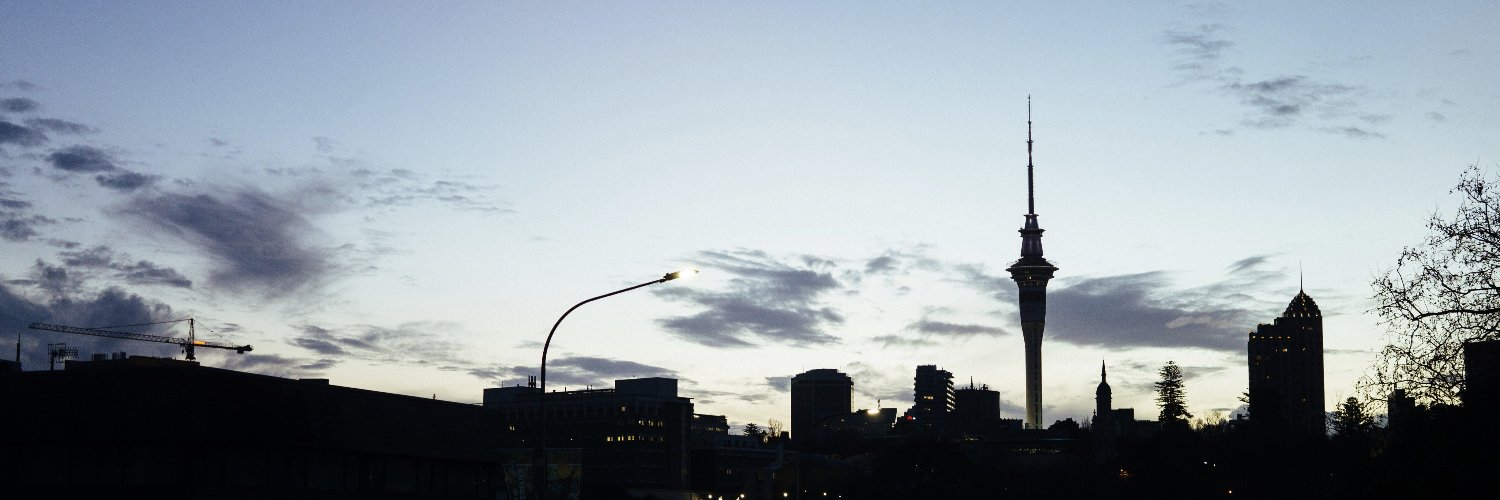 consindo's profile banner image