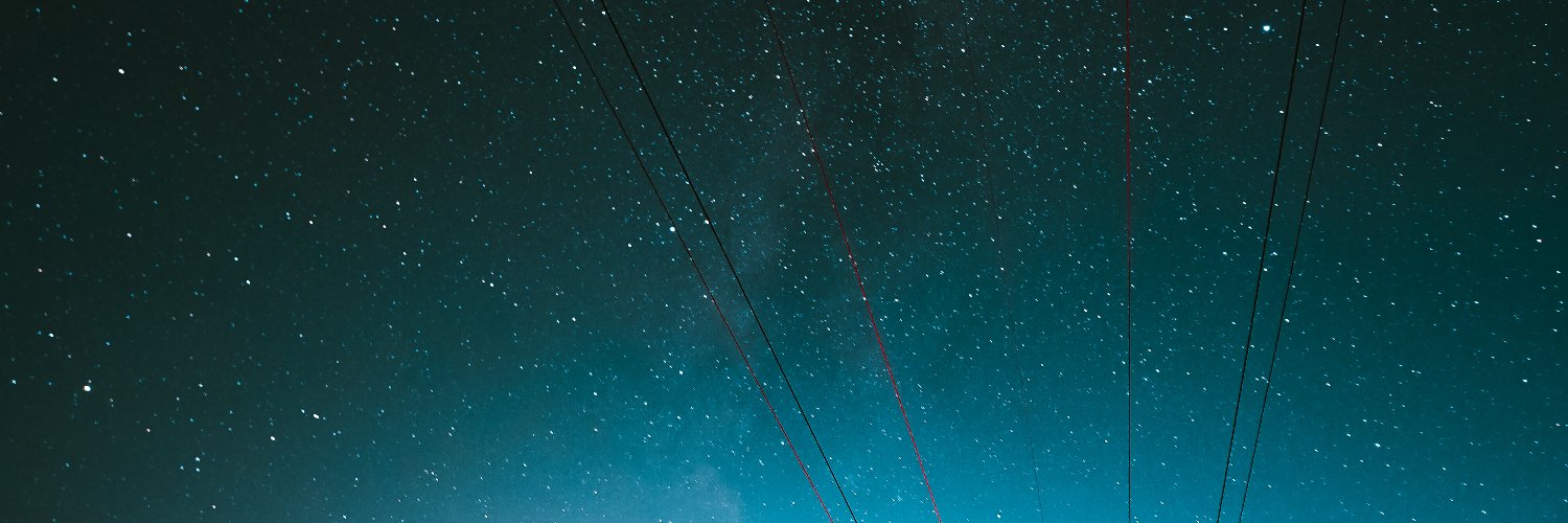 998Dior's profile banner image
