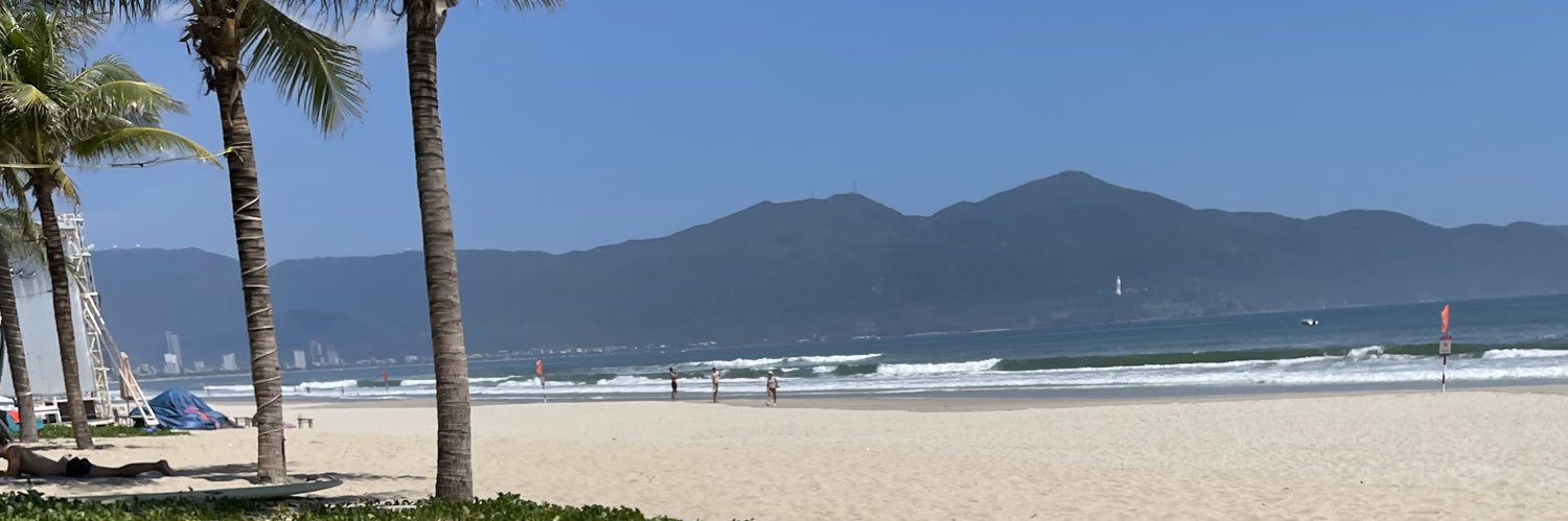 トムチャーン✈️🍺🏄‍♂️🇹🇭 banner