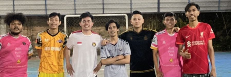 danielopoy's profile banner image