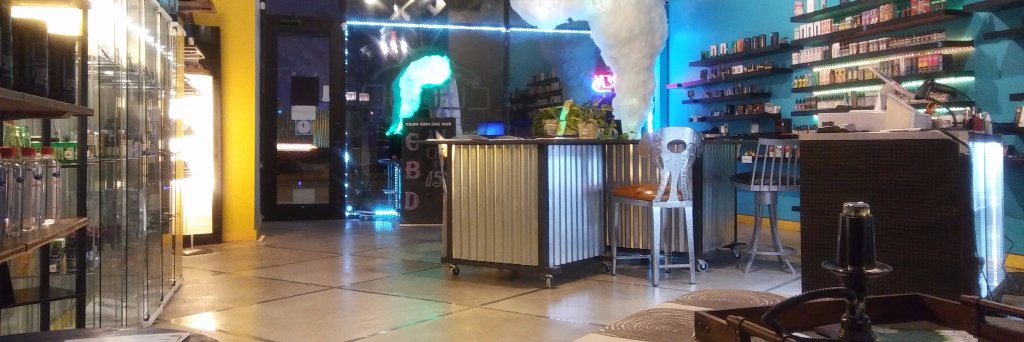 Cloud Vapor Lounge banner