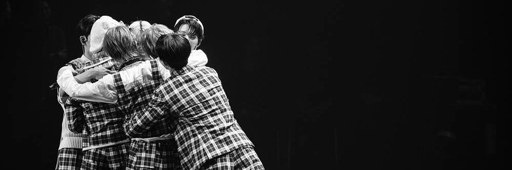 uknow_max_y's profile banner image