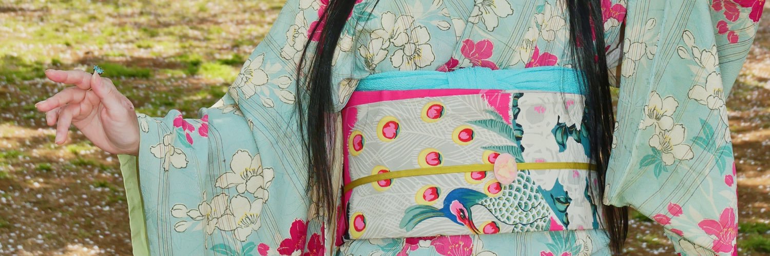 yatisinn's profile banner image