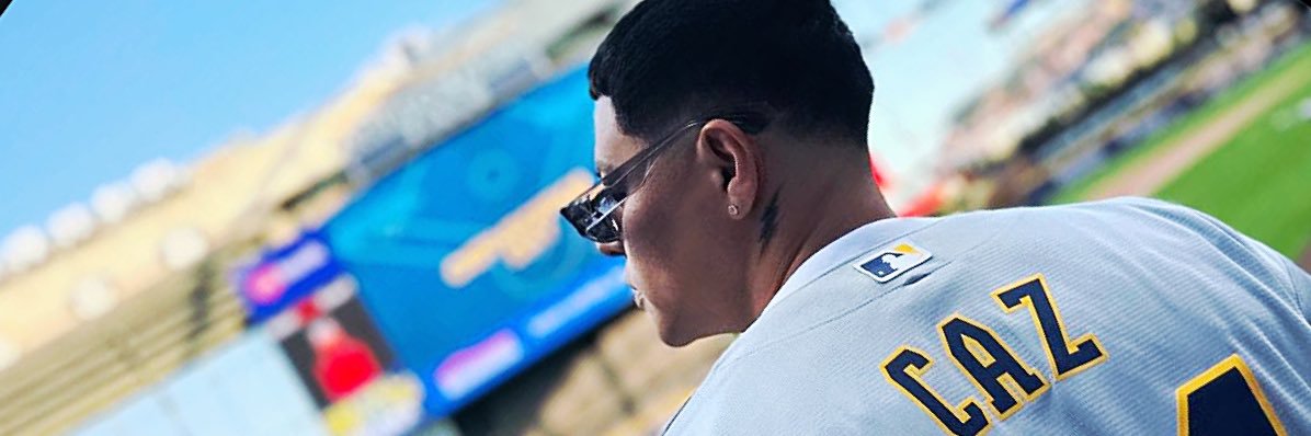 Alejandra María.🧸 banner