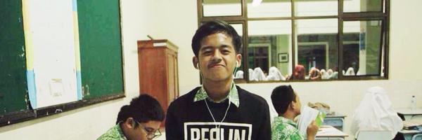 paahlevi_'s profile banner image