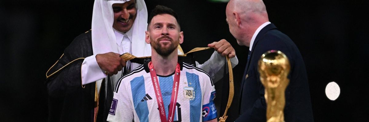 Fasintota's profile banner image