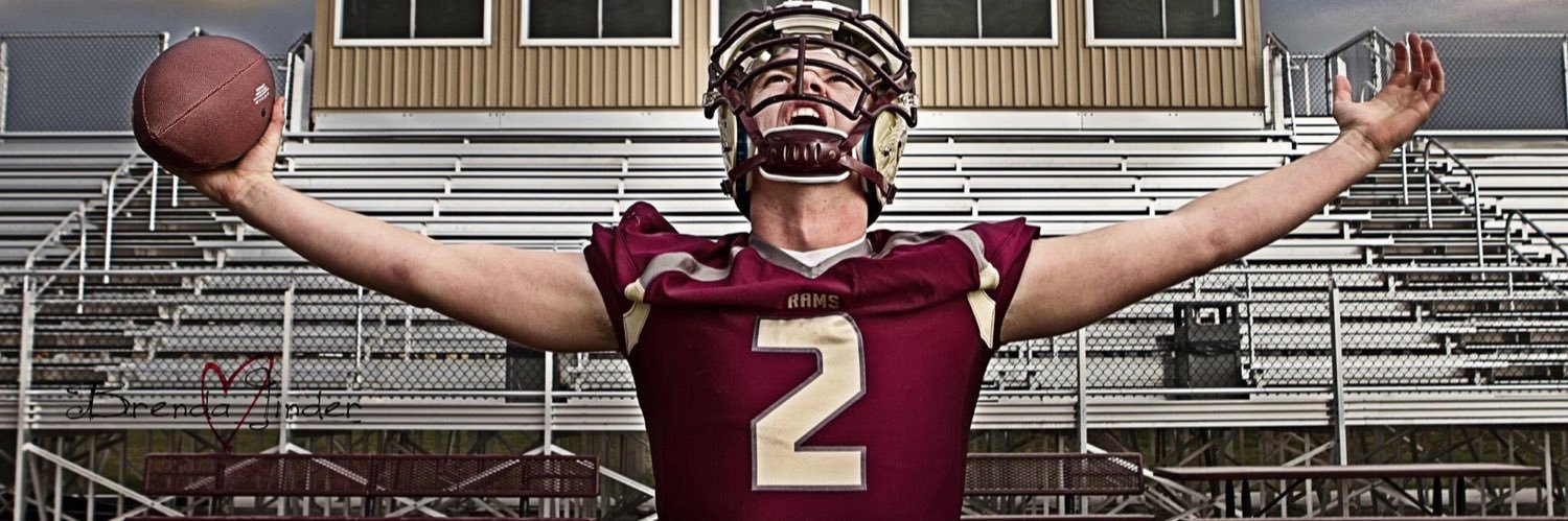 rileyveatch123's profile banner image