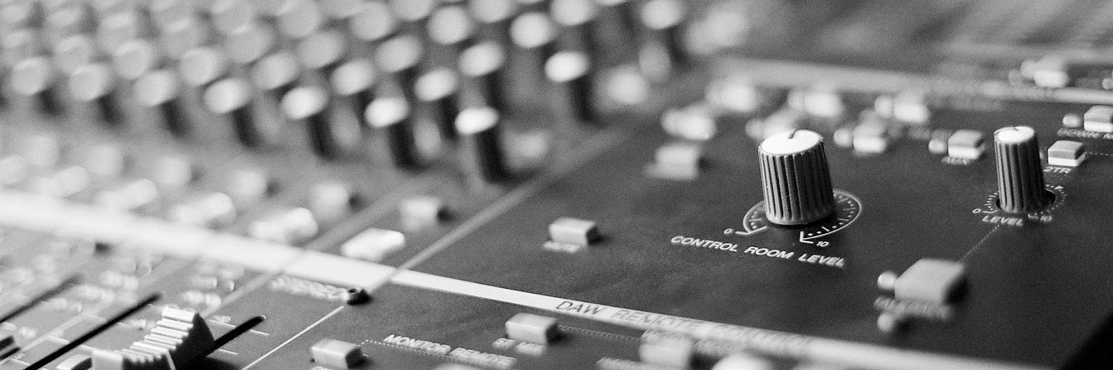 EmbeRecords's profile banner image