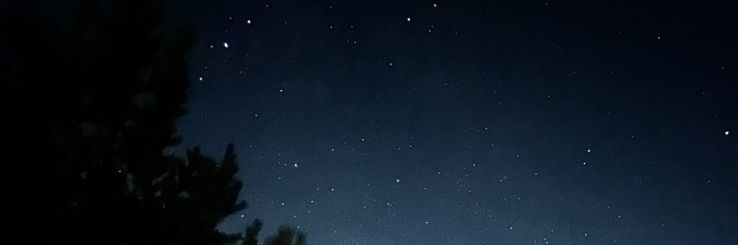 b_kkevser's profile banner image