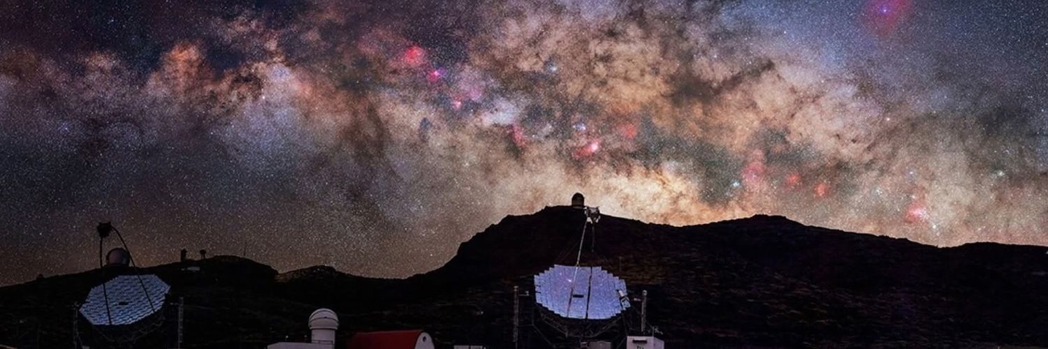 MAGIC telescopes 🔭🌠 banner