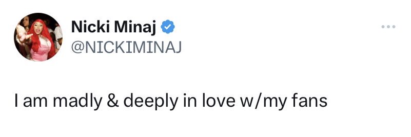 LOOKATMINAJ's profile banner image