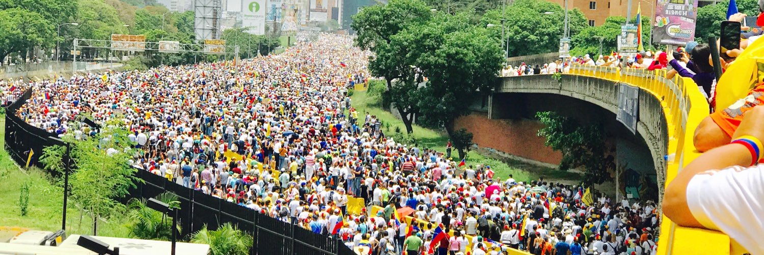 Roberto Smith P. banner