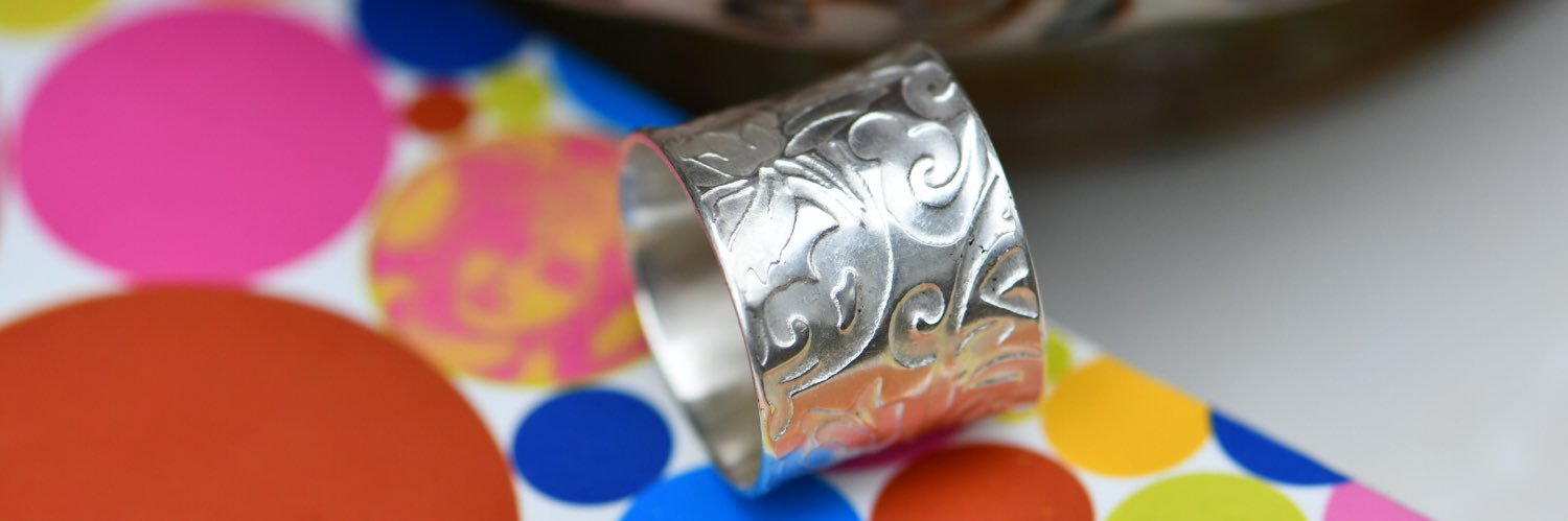 dbeads4u's profile banner image