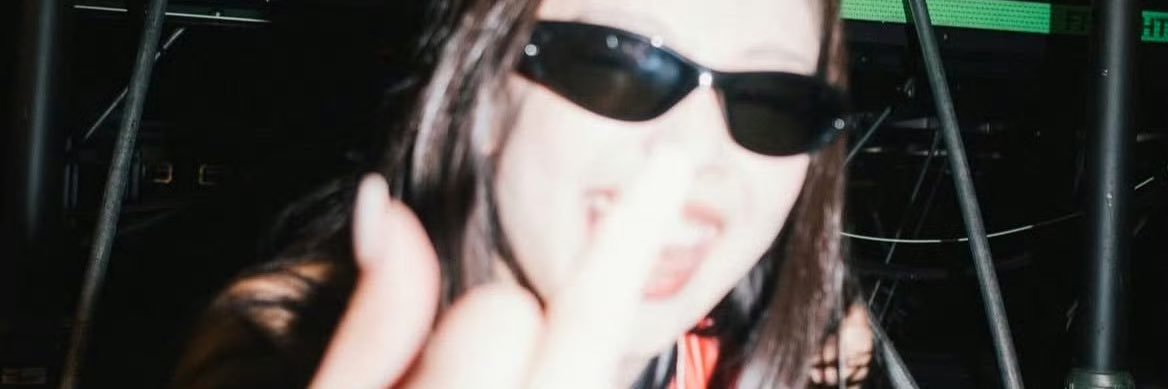 ongzzii's profile banner image