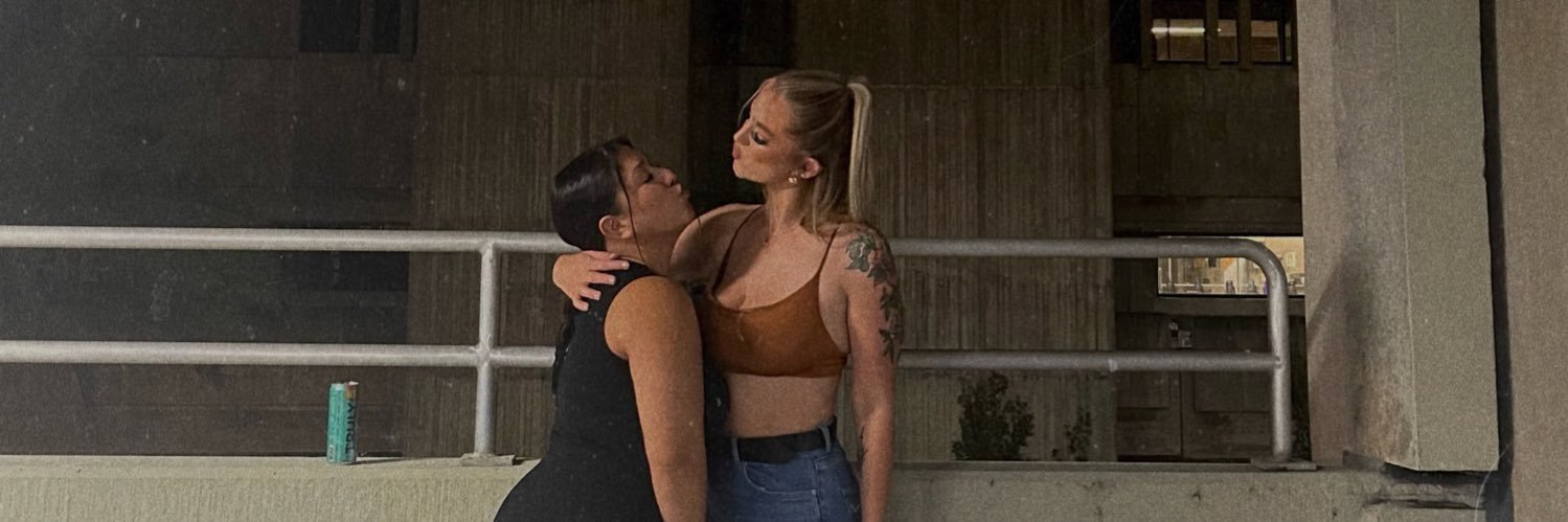 abbyhholley's profile banner image