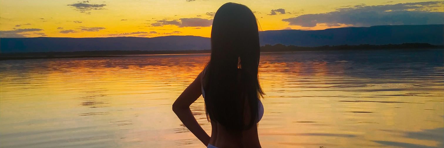 raquel_mgl's profile banner image