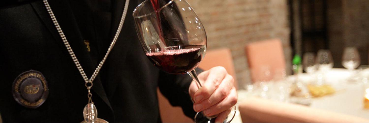 UKsommelier's profile banner image