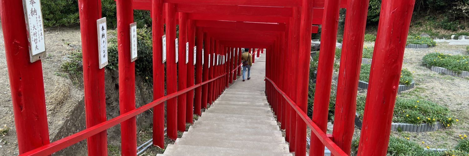 ysuser's profile banner image