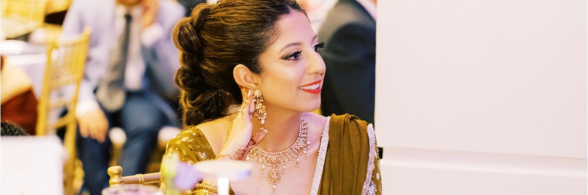 Pari602's profile banner image