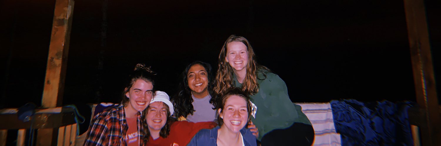lindseybartels_'s profile banner image