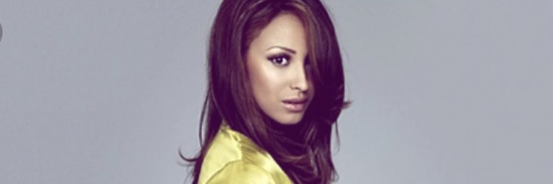 Amelle banner