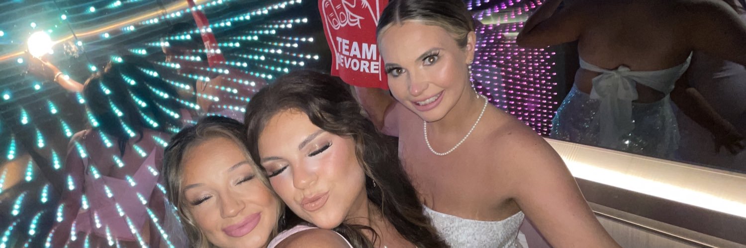 sarabethdevore_'s profile banner image