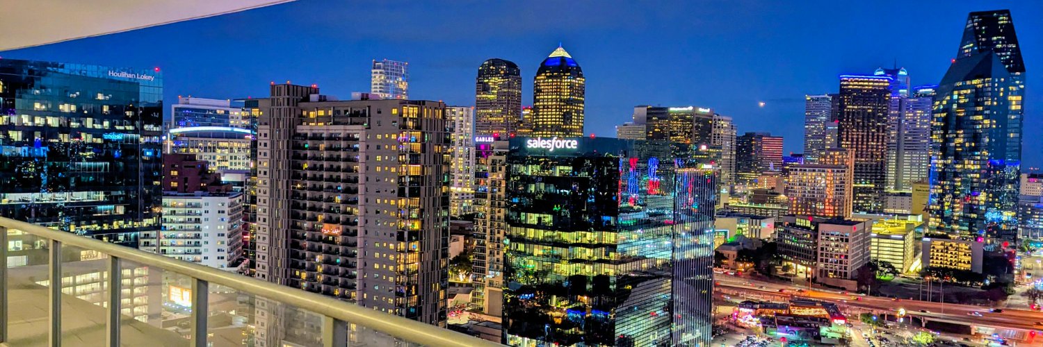LiveDallasApts's profile banner image