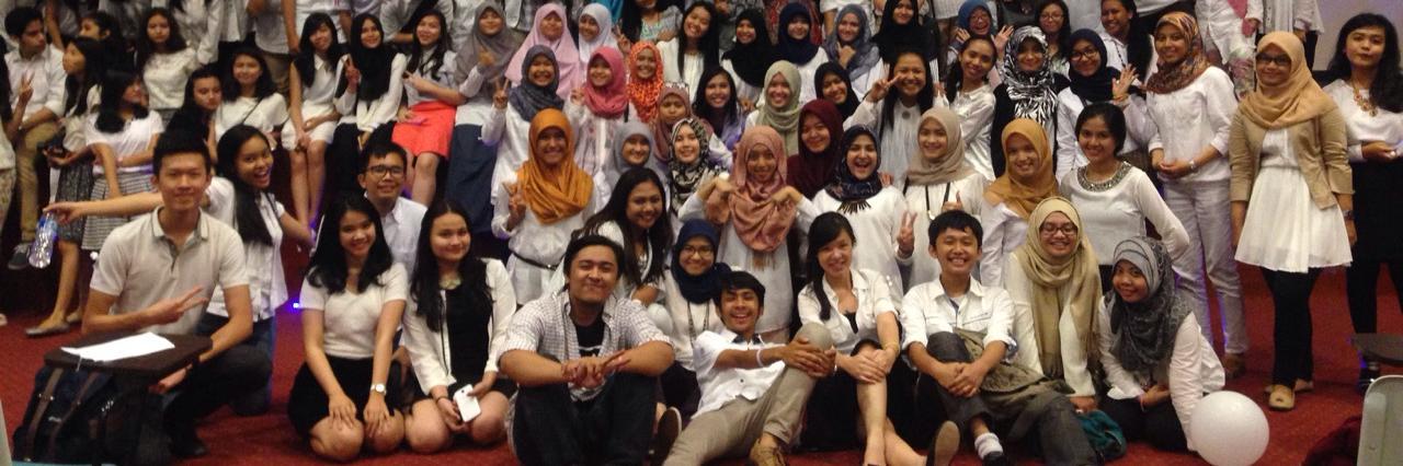 Farmasi UI 2014 banner