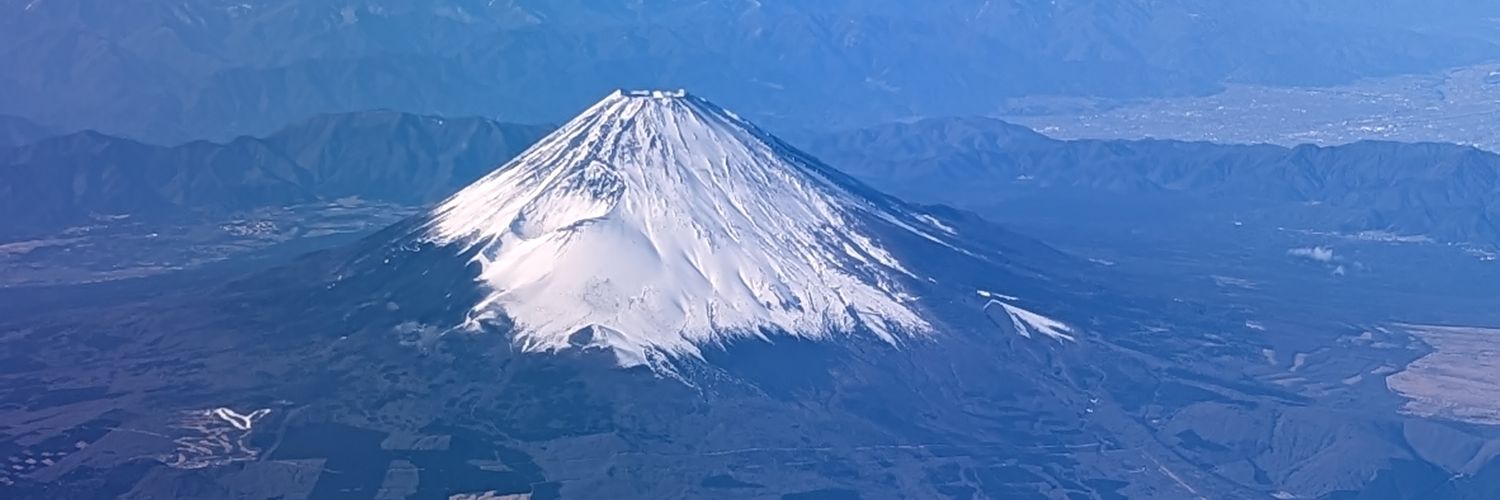 usamichaya's profile banner image
