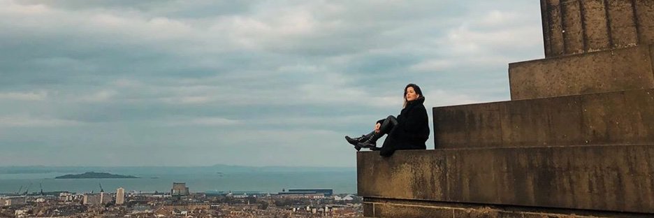claragomesg's profile banner image
