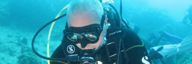 kmozkan's profile banner image