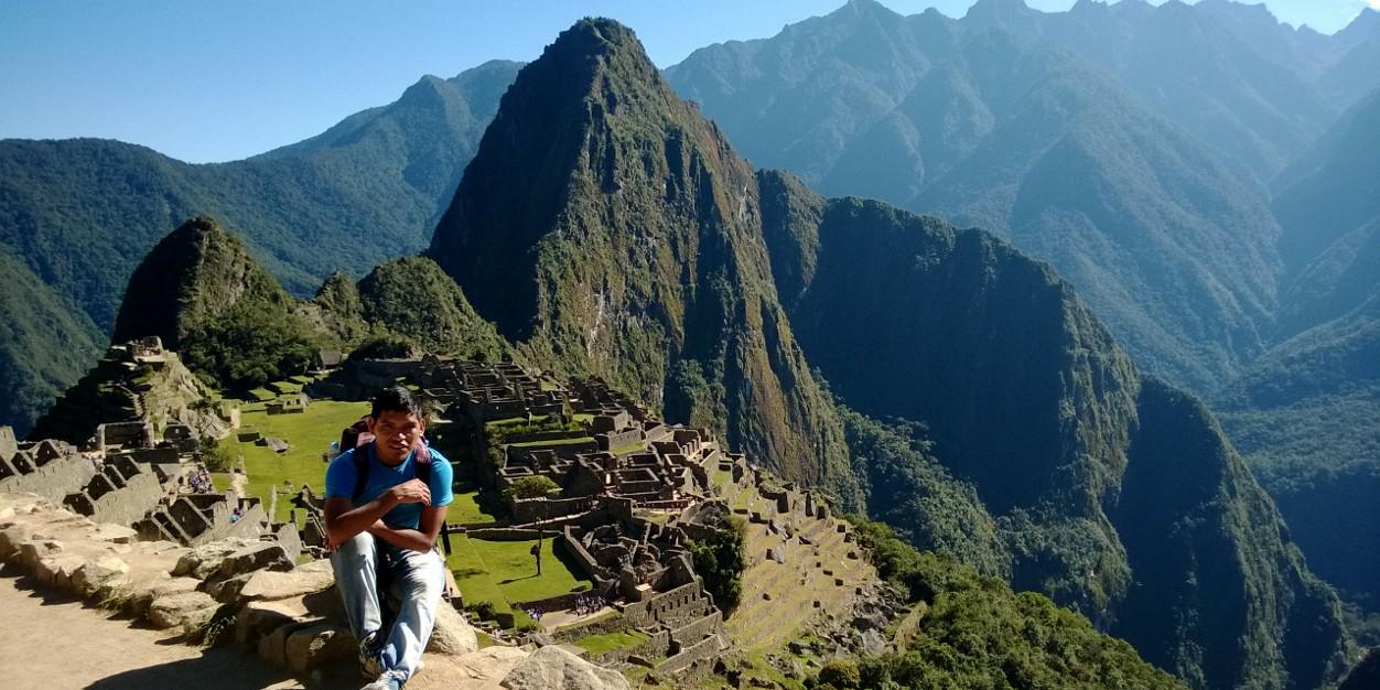 rauljcapcha's profile banner image
