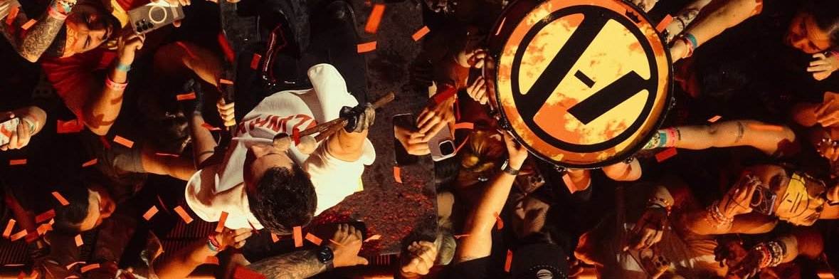 alyssa ⊬ banner