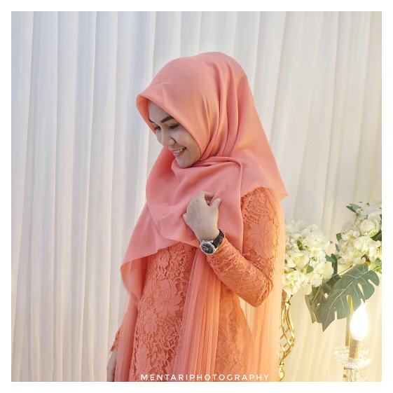 gladyaakbar's profile banner image