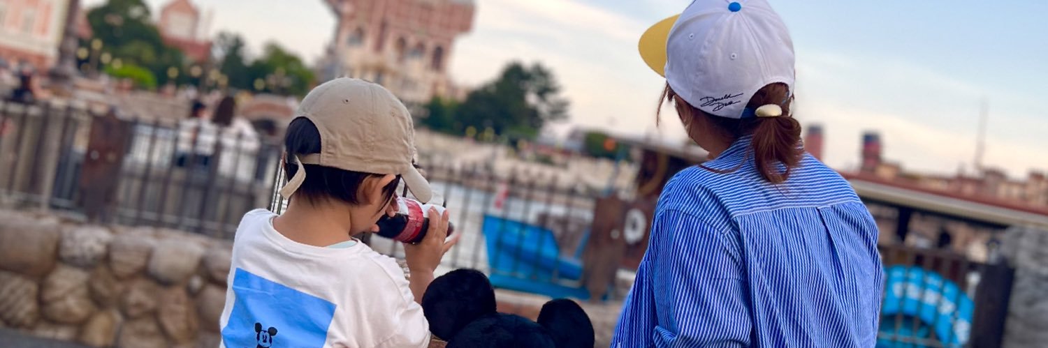 azamileusu's profile banner image
