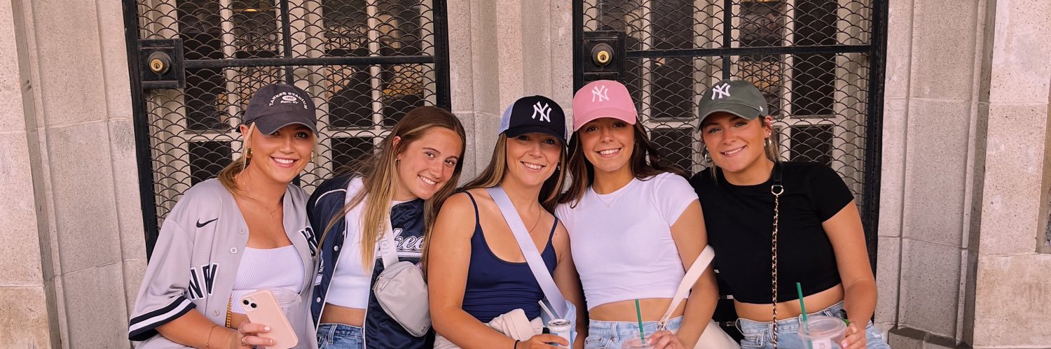 emilyruanee's profile banner image