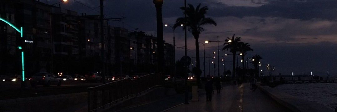 yannibo 🧛🏾 banner