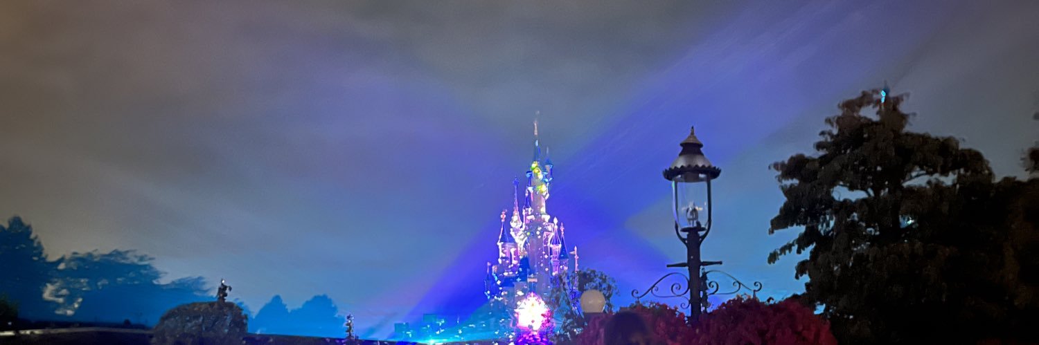 ellynugee's profile banner image