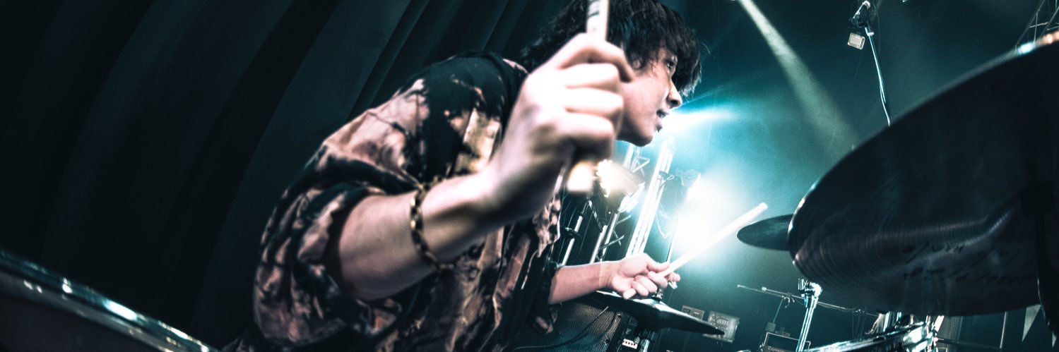 yuhidrum's profile banner image