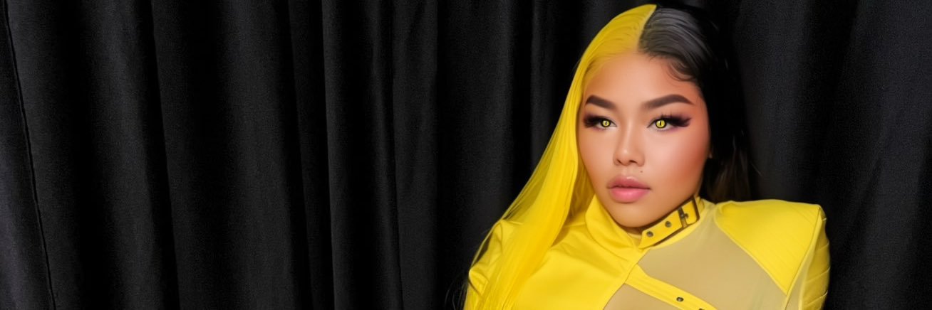 Lil Kim banner