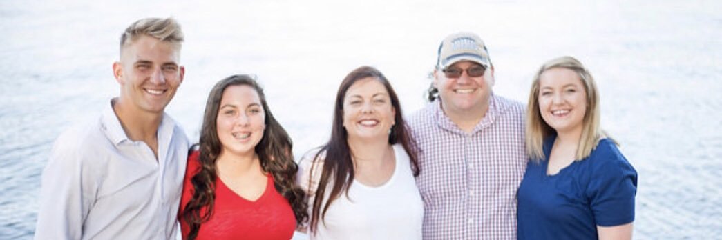 KeLLi Yates banner