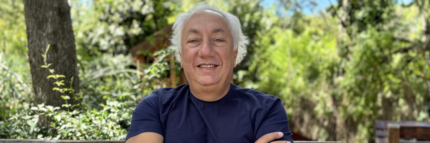 rododeblasi's profile banner image