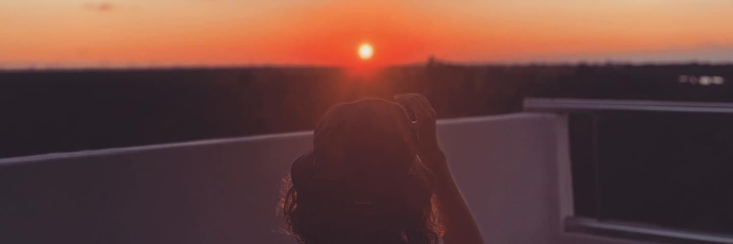 tinitapinzon's profile banner image