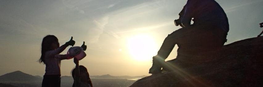 AKEZOO's profile banner image