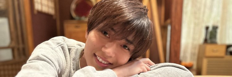 renkishow's profile banner image