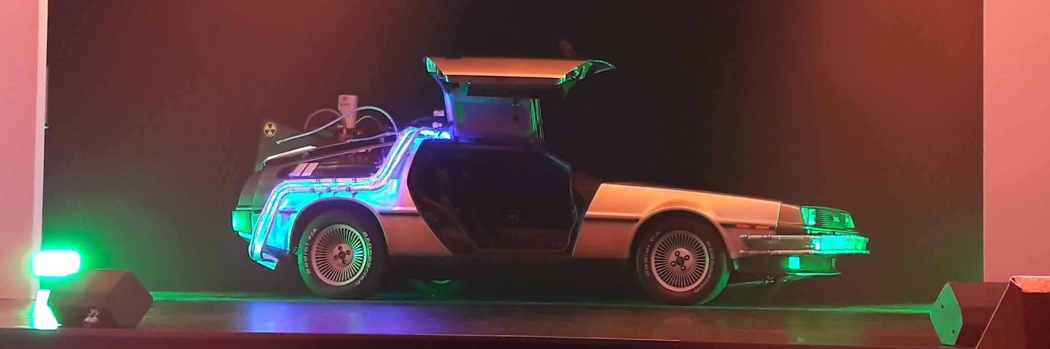 Delorean Zeitmaschine mieten,Lightbike & Moviecars banner